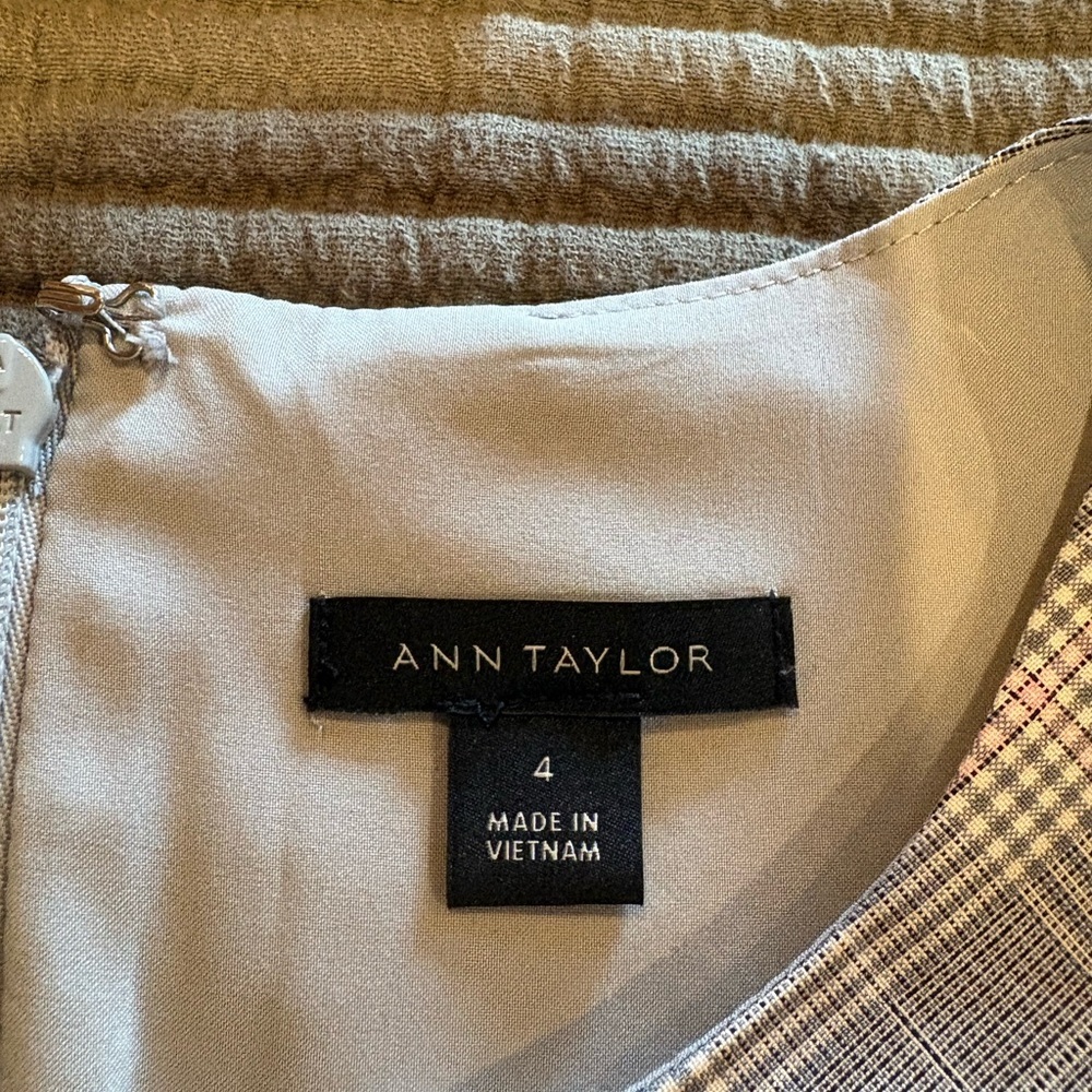 Ann Taylor Glen Plaid Ruched sleeveless Sheath Dress women’s size 4 grey/pink - Picture 5 of 9